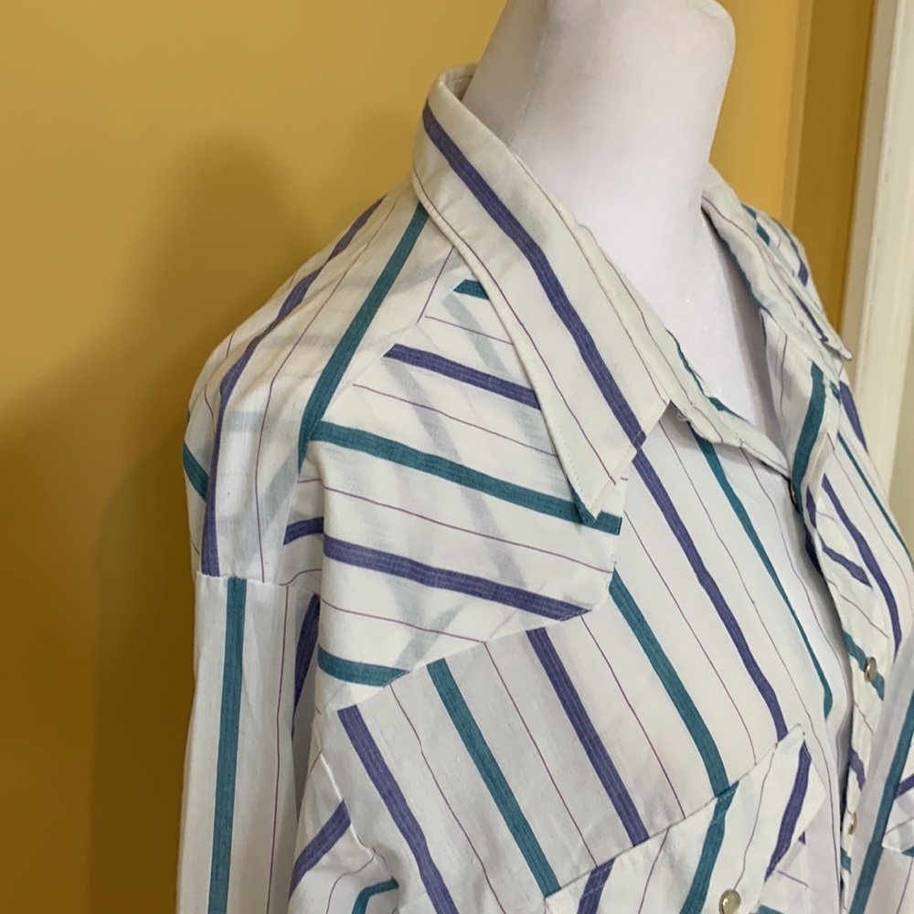 💗MENS - Stripe button up multicolor shirt (copy) - Picture 3 of 6